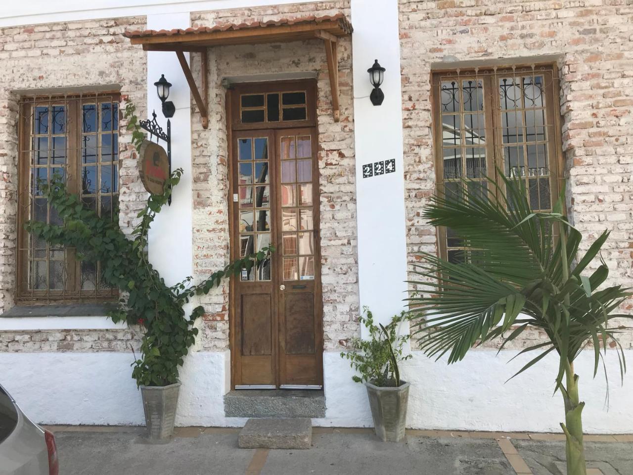 Frida Casa Hostel Pelotas Exteriör bild